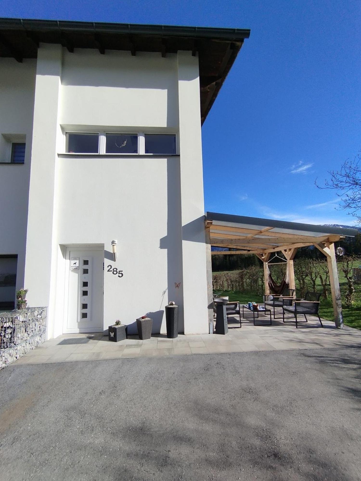 Carina'S Apartment Obsteig Exterior photo